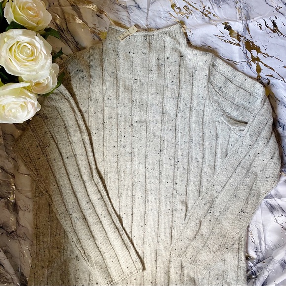 Madewell Donegal Rolled Mockneck Sweater D… - Picture 3 of 7